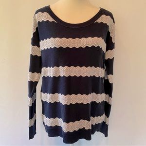 American Eagle Sweater Size M